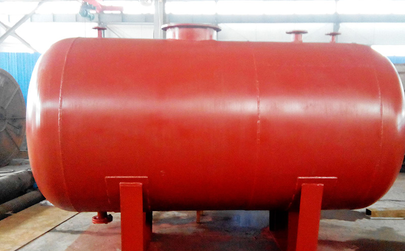 鋼襯塑儲(chǔ)罐安裝中需注意的事項(xiàng): 鋼襯塑儲(chǔ)罐安裝中需注意的事項(xiàng):