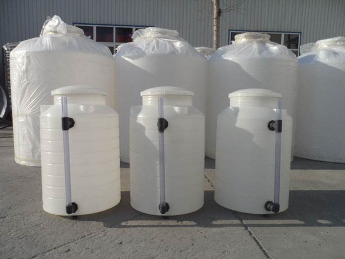 PE化工儲(chǔ)罐的概述: PE化工儲(chǔ)罐的概述: